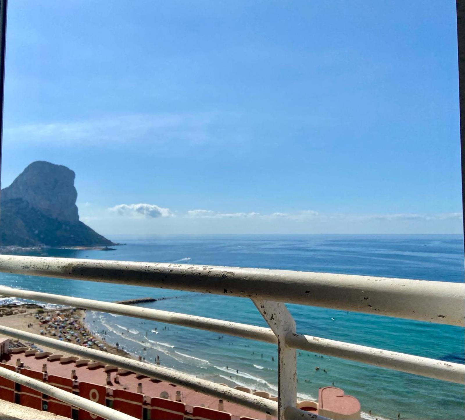 Seaview Apartment Playa De Oro 13Rd Floor Con Parking Calpe Kültér fotó